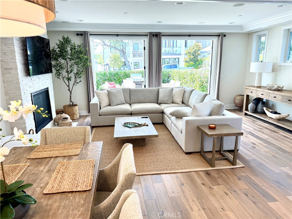 Corona del Mar North of PCH (CNHW) - Residential Lease