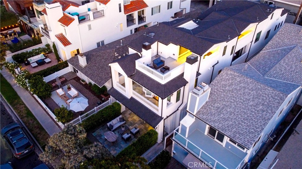 Corona del Mar North of PCH (CNHW) - Residential Lease