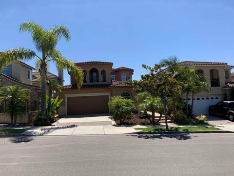 Photo of 12975 Flintwood Way WAY, San Diego, CA 92130 (MLS # NDP2609152)