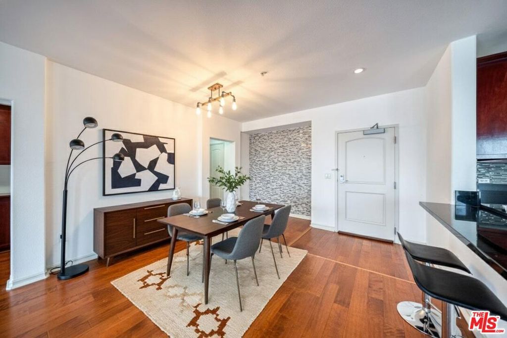 Photo of 629 Traction Avenue #609, Los Angeles, CA 90013 (MLS # 25619175)