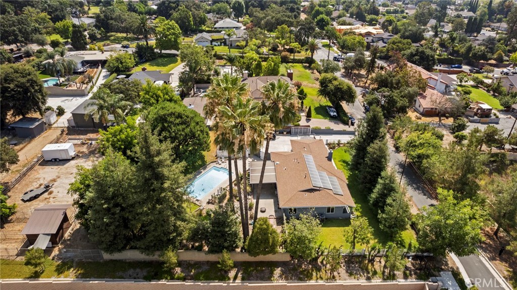 1019 W Milton Drive