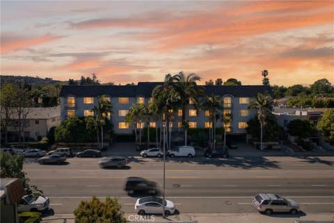 Photo of 4441 Woodman Avenue #205, Sherman Oaks, CA 91423 (MLS # SR26133701)
