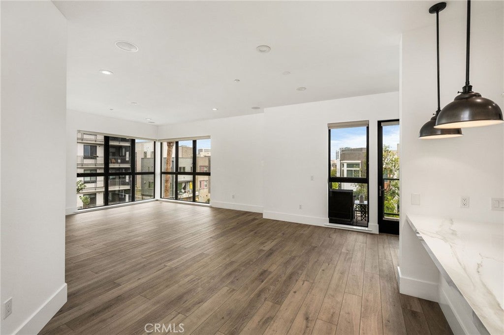 402 Rockefeller 315, Irvine CA 92612 - Photo 7