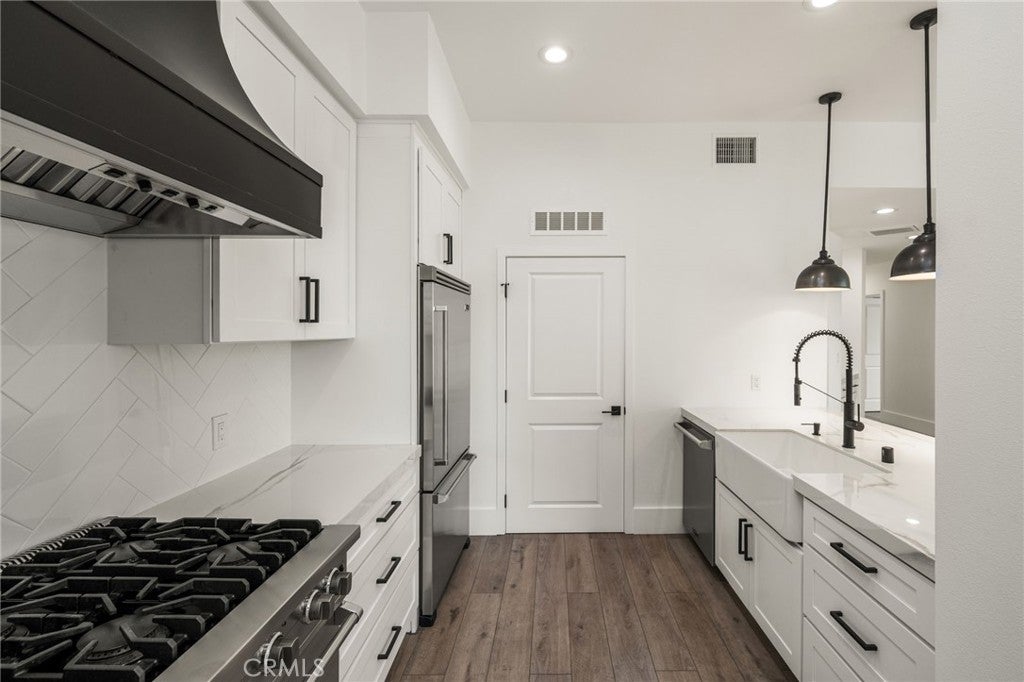 402 Rockefeller 315, Irvine CA 92612 - Photo 14