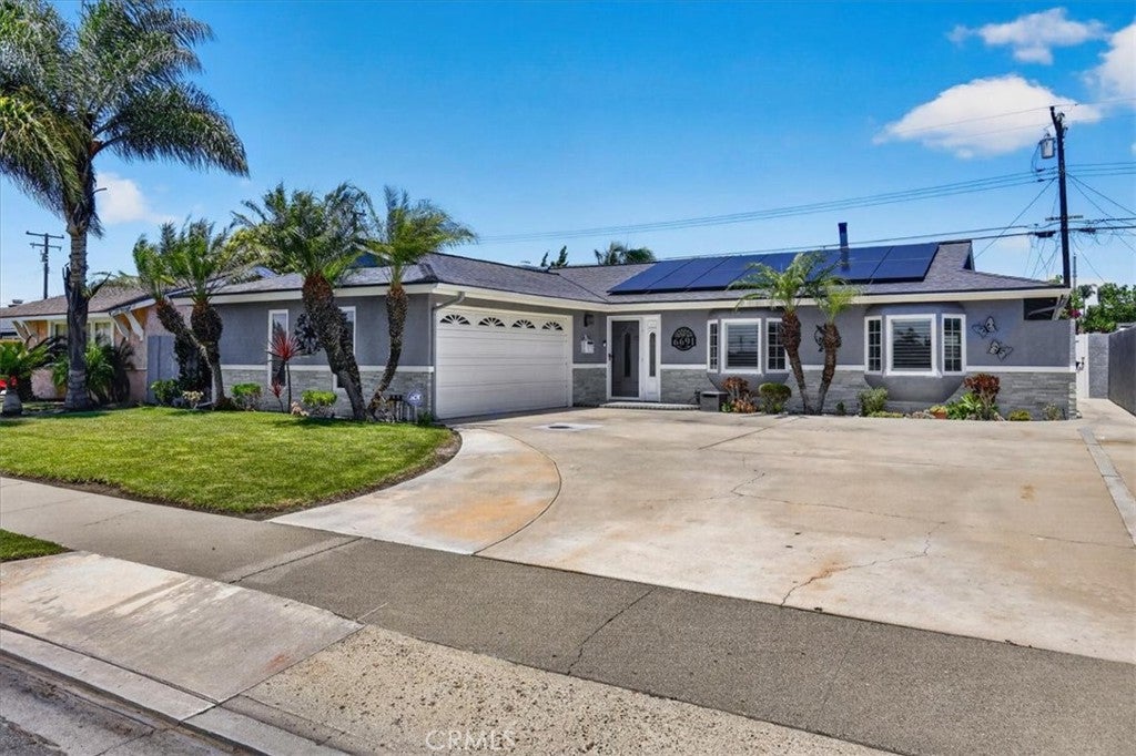 Photo of 6691 Chapman Avenue, Garden Grove, CA 92845 (MLS # DW26132655)