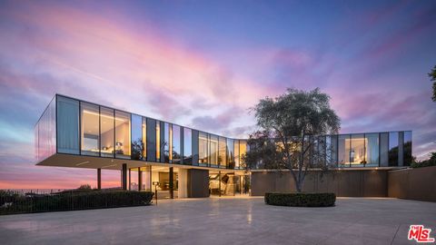 11490 Orum Road Los Angeles CA 90049
