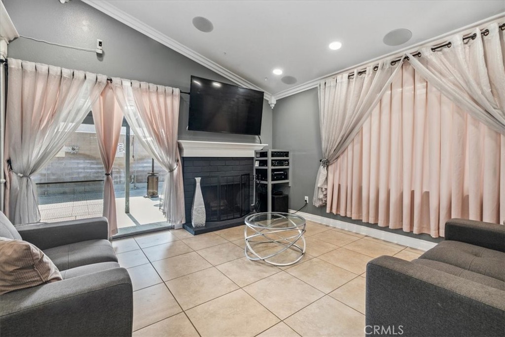 1352 Whiteoak Road