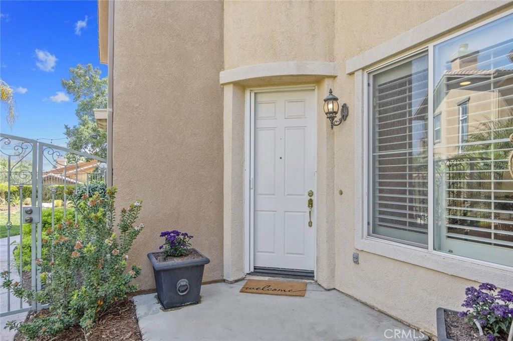 Photo of 26720 Via Colina, Valencia, CA 91381 (MLS # SR26054712)