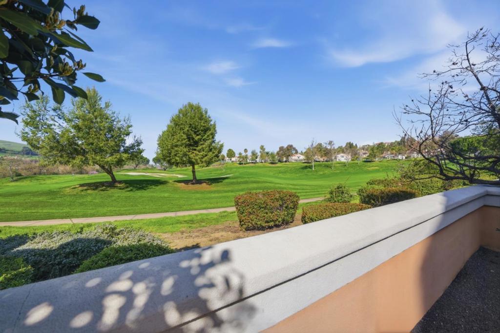 6115 Country Club Parkway