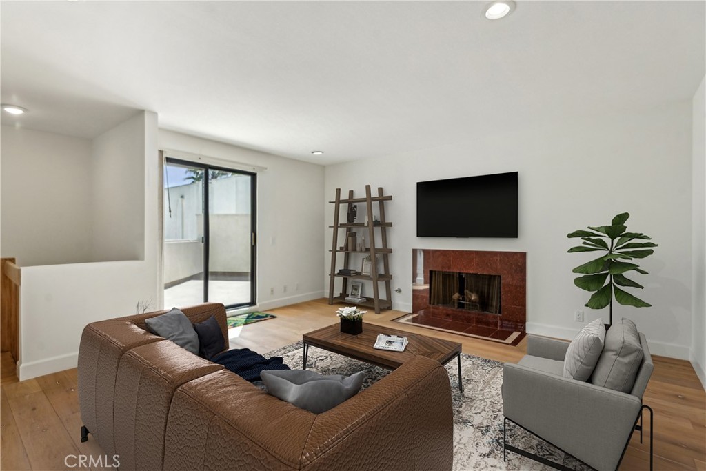 Properties 4 750 S Bundy Drive 304
