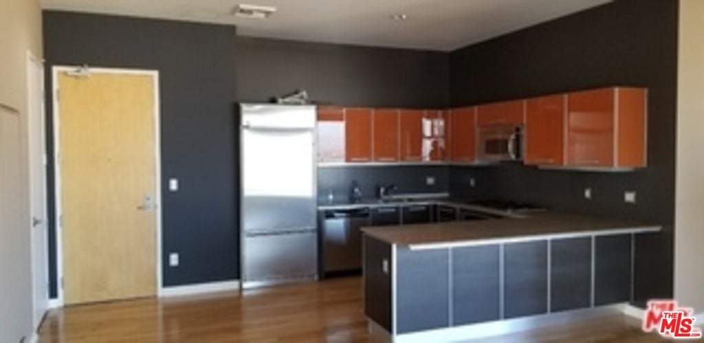 801 S Grand Avenue 2107