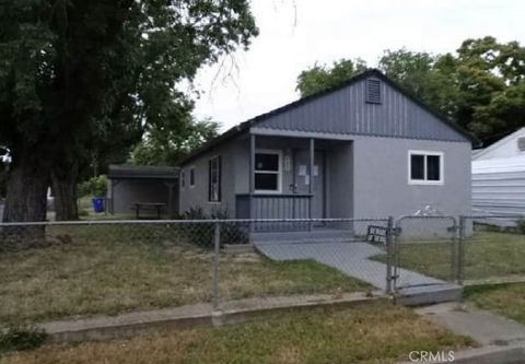 Photo of 420 Griffin WAY, Red Bluff, CA 96080 (MLS # SR26143992)