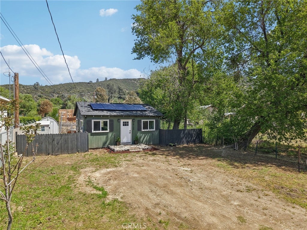 18133 Ellstree Drive
