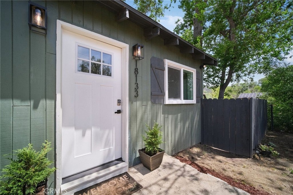 18133 Ellstree Drive