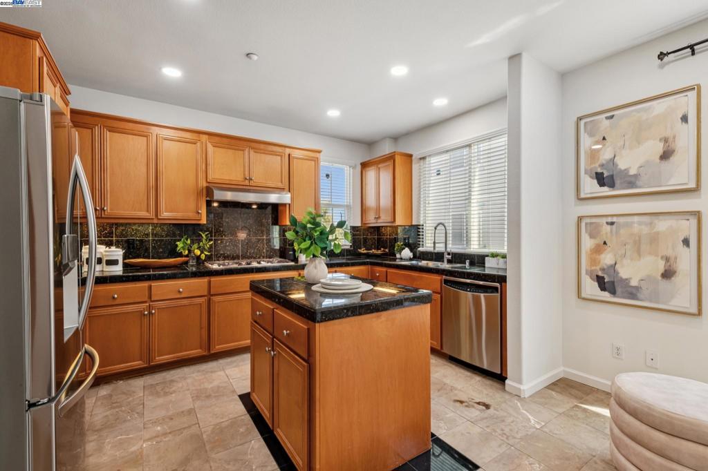 Not Listed - Residential