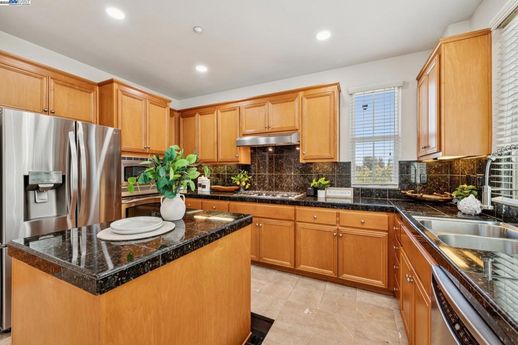 Not Listed - Residential