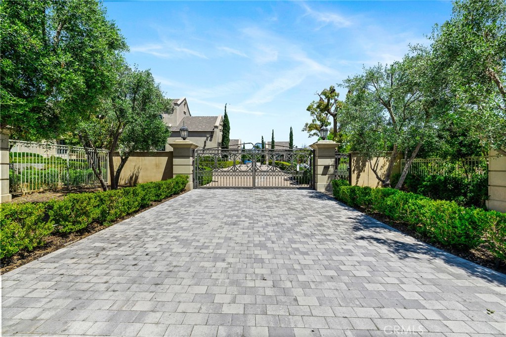 18 Dovetail Lane
