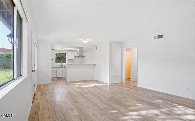 McKeon (V.D.M.)-221 - Residential Lease