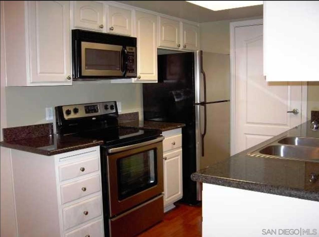 12067 Alta Carmel Ct 72
