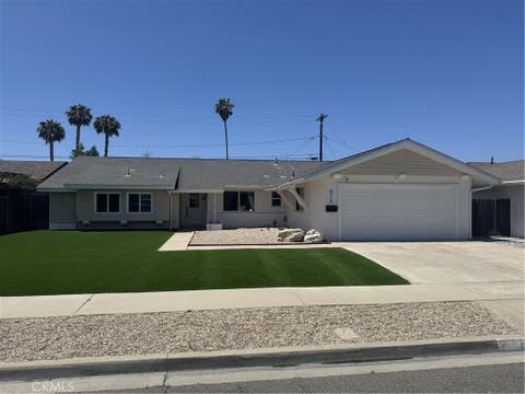 Photo of 975 Junipero DR, Costa Mesa, CA 92626 (MLS # PW26108502)