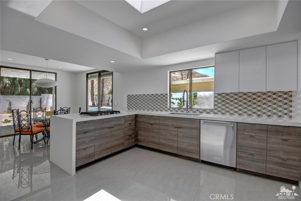 Indian Canyons - Residential