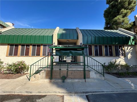 12121 Centralia Street 305 Lakewood CA 90715