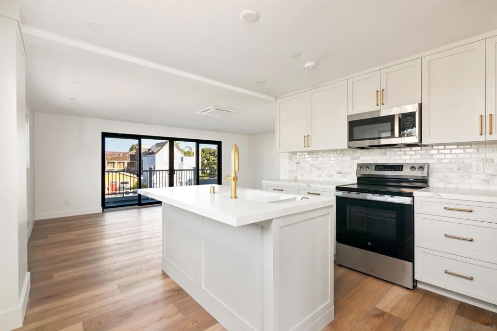 Mission Beach - Residential