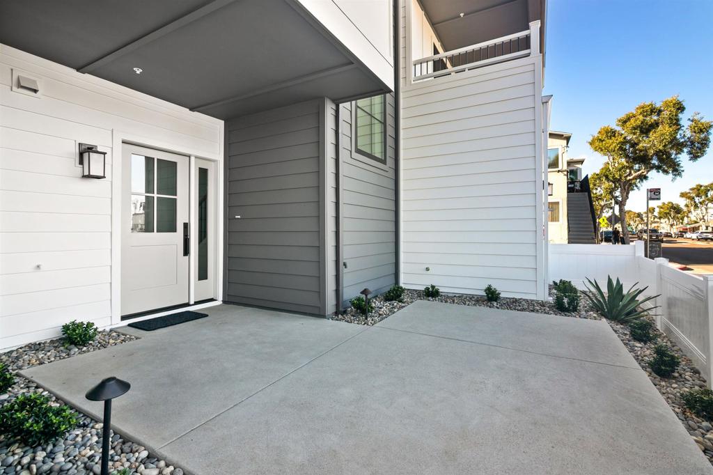 Mission Beach - Residential