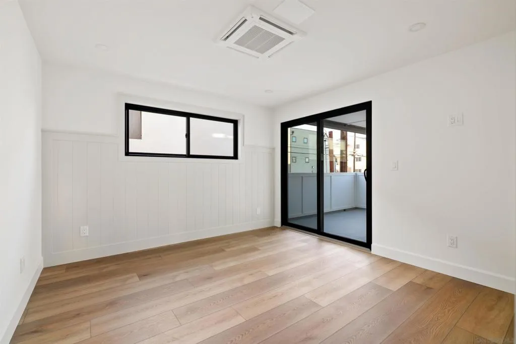 San Diego, California 92109, United States, 3 Bedrooms Bedrooms, ,3 BathroomsBathrooms,Residential,Active,224675