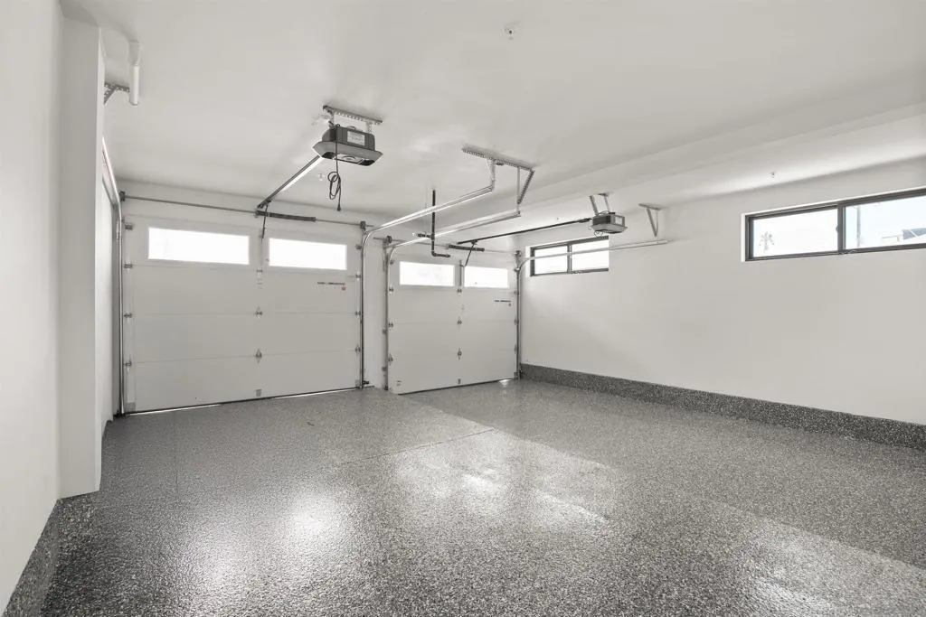 San Diego, California 92109, United States, 3 Bedrooms Bedrooms, ,3 BathroomsBathrooms,Residential,Active,224675