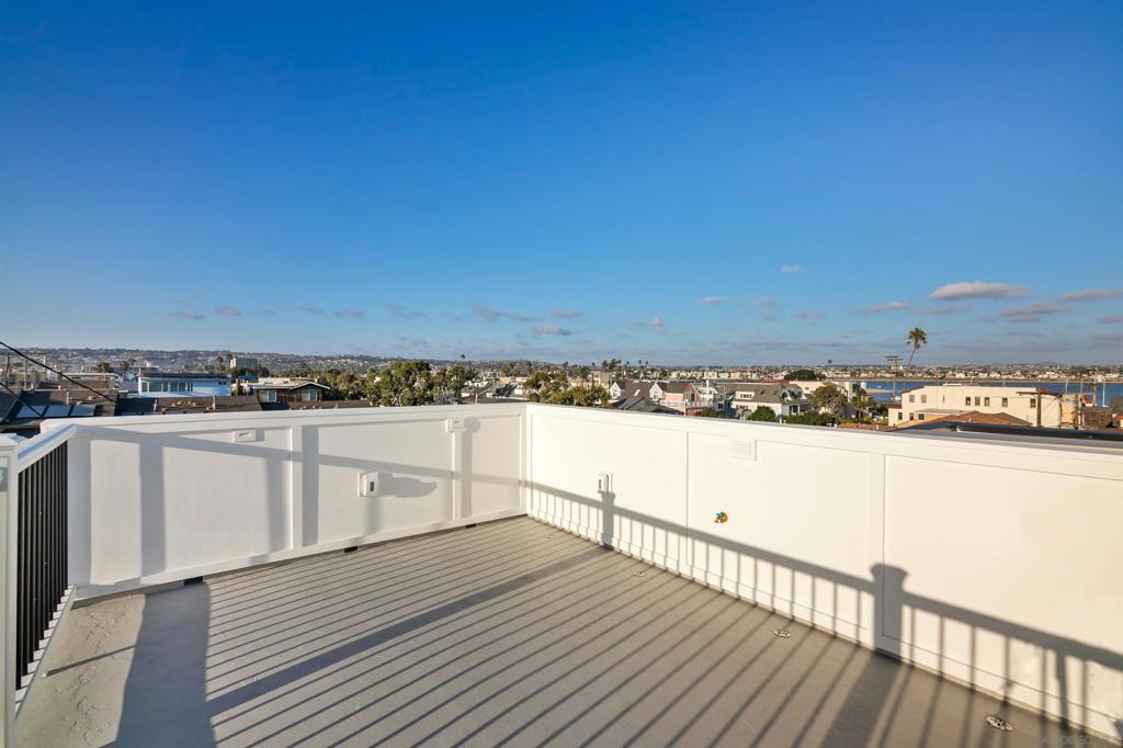 Mission Beach - Residential