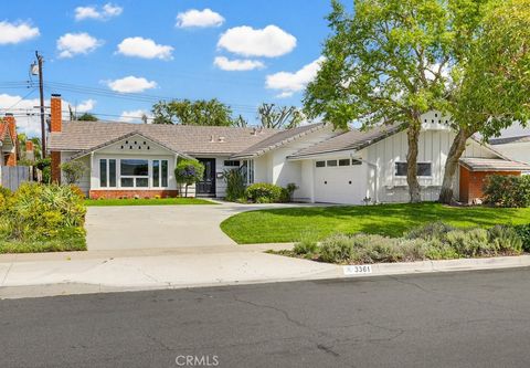 3361 Saint Albans Los Alamitos CA 90720