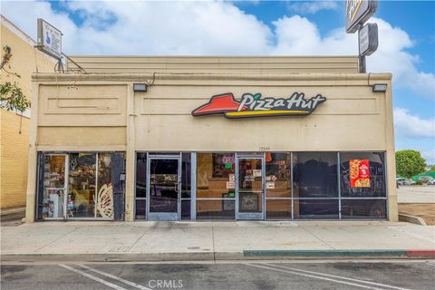 12207 Hawthorne Hawthorne CA 90250