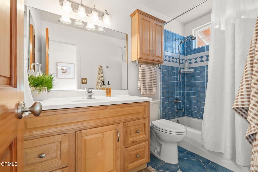 Pierpont/Ocean Front - 0276 - Residential