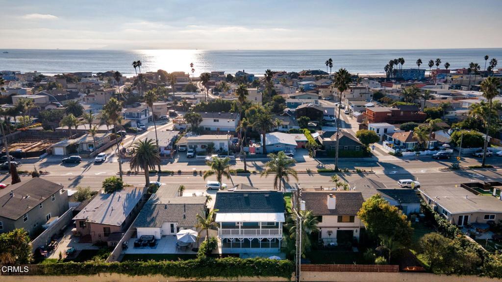 Pierpont/Ocean Front - 0276 - Residential