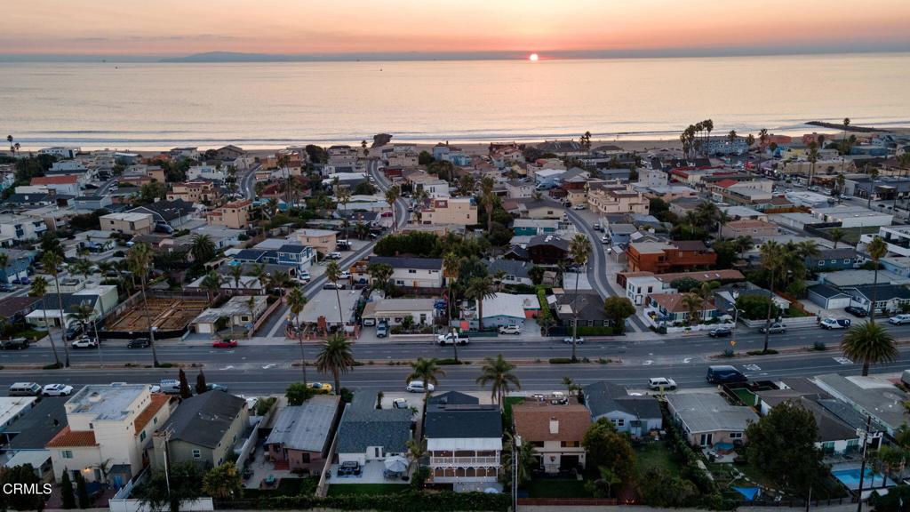 Pierpont/Ocean Front - 0276 - Residential