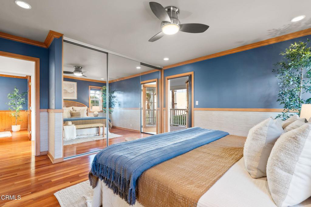 Pierpont/Ocean Front - 0276 - Residential