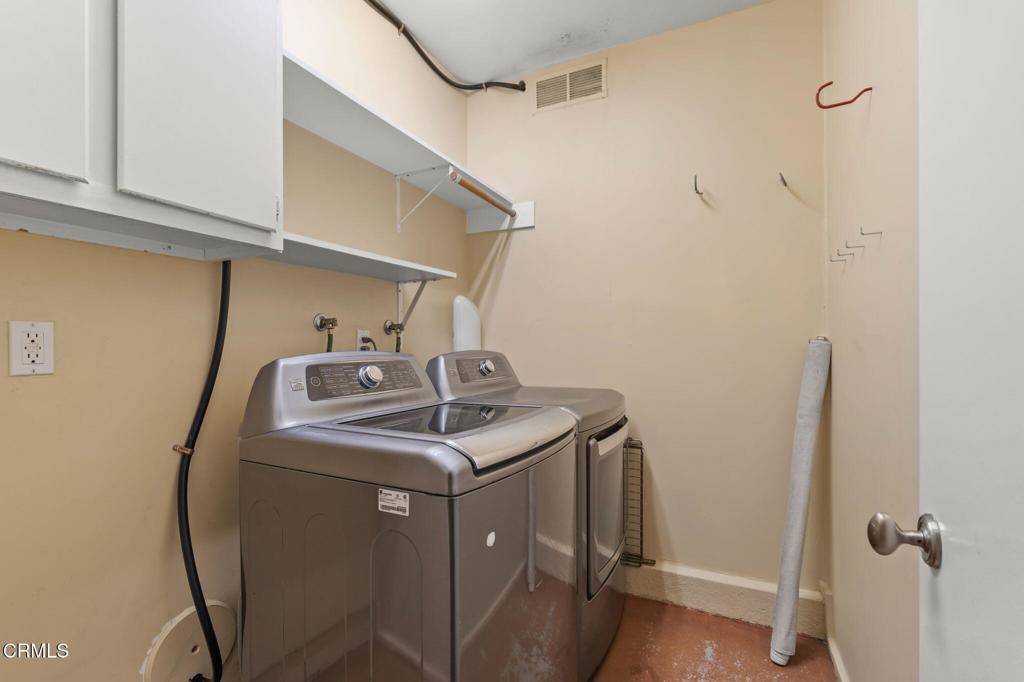 Pierpont/Ocean Front - 0276 - Residential