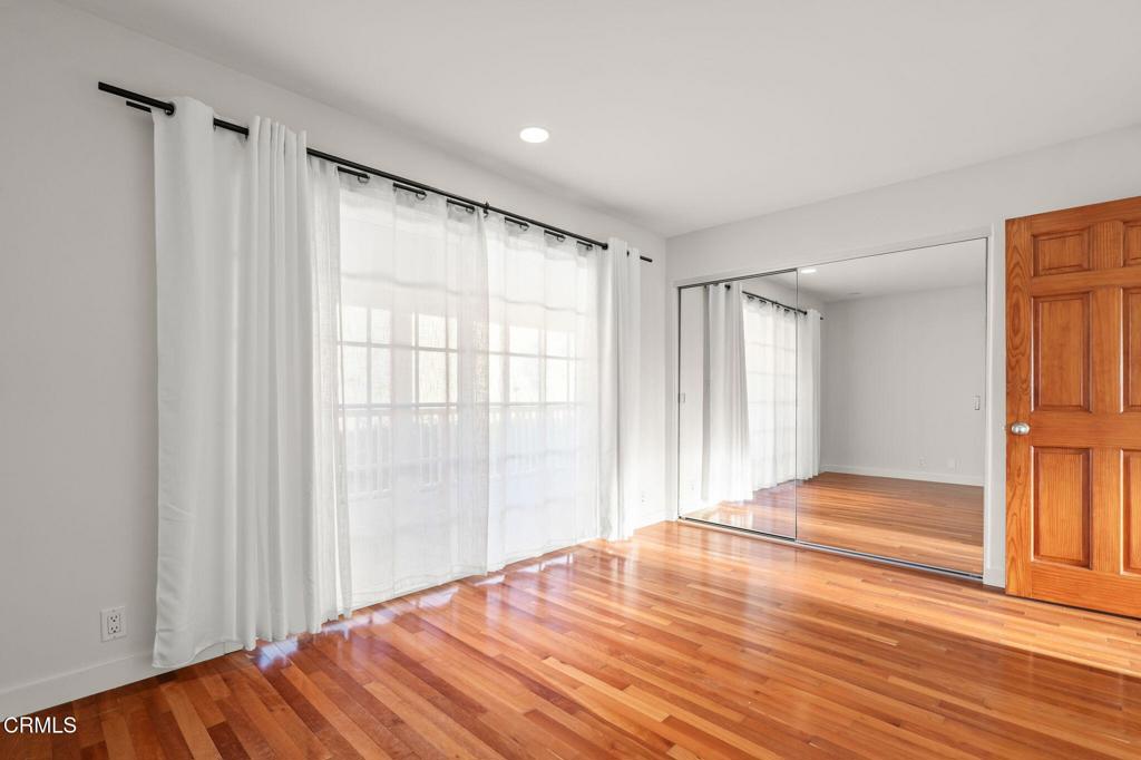 Pierpont/Ocean Front - 0276 - Residential