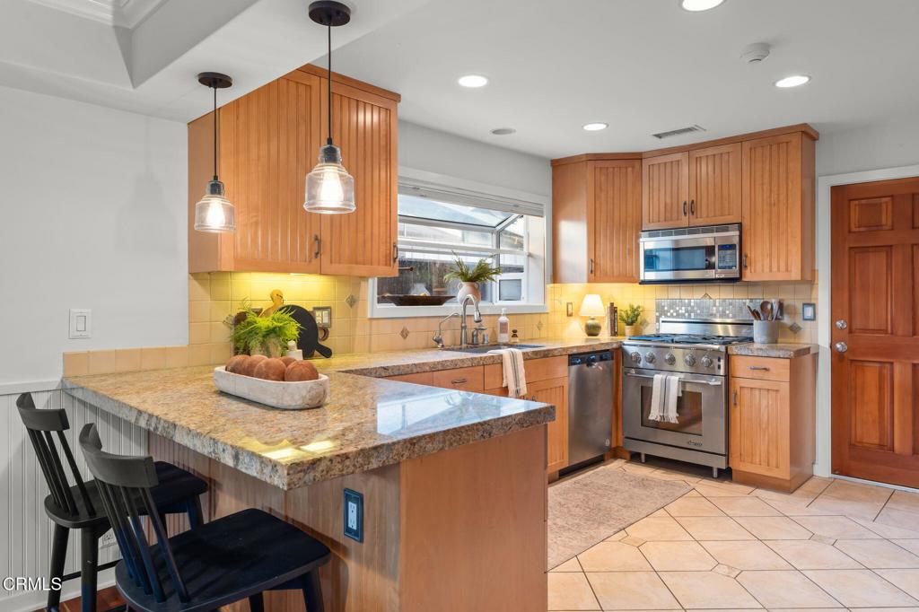 Pierpont/Ocean Front - 0276 - Residential