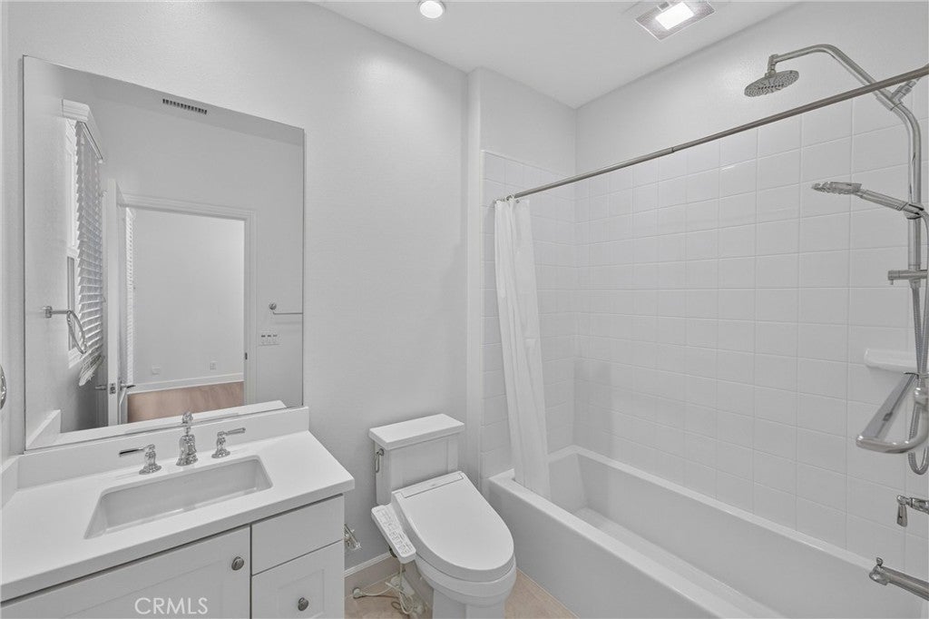 116 Mistletoe, Irvine CA 92620 - Photo 29