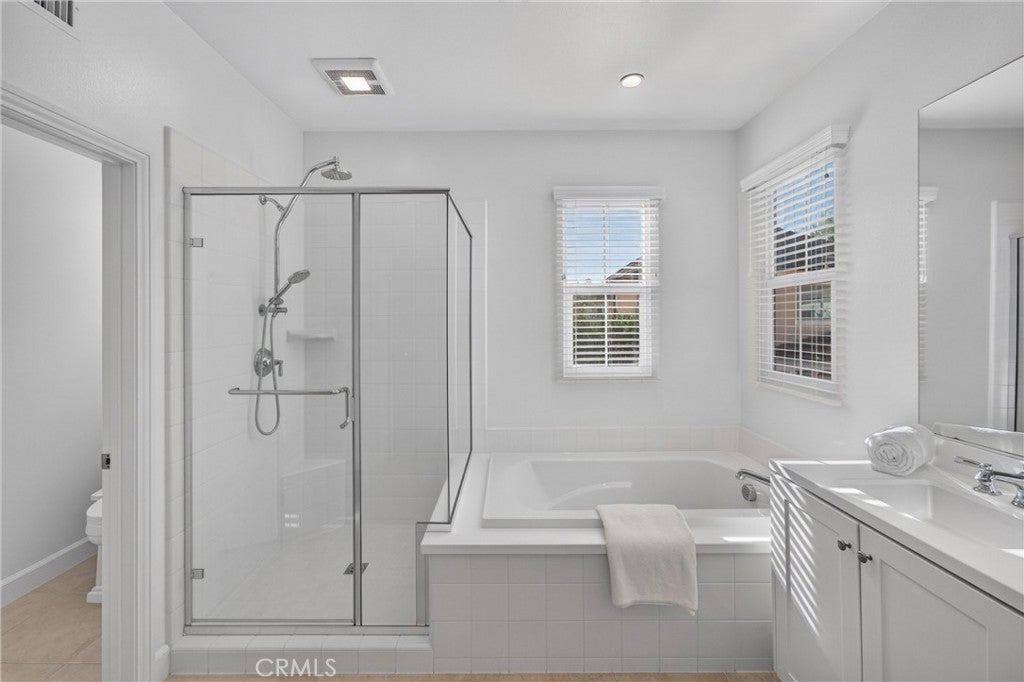 116 Mistletoe, Irvine CA 92620 - Photo 21
