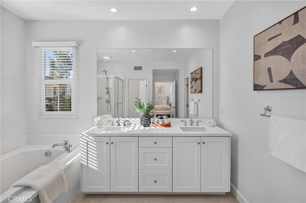 116 Mistletoe, Irvine CA 92620 - Photo 19