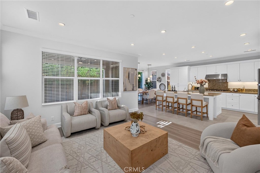 116 Mistletoe, Irvine CA 92620 - Photo 7