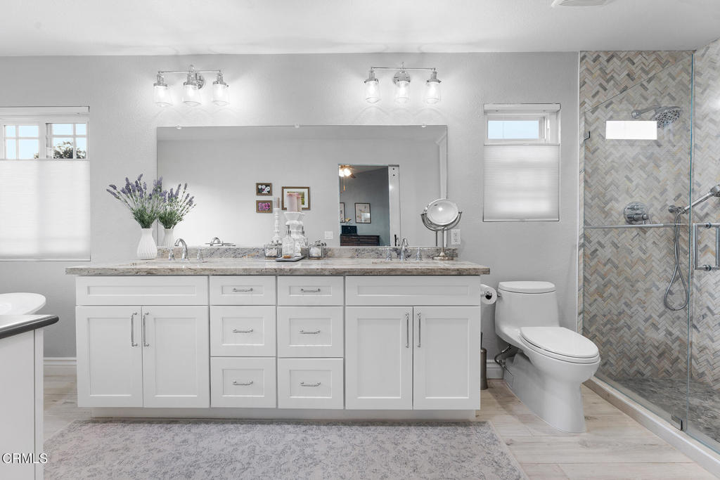 Bridle Path (SDLBK)-317 - Residential