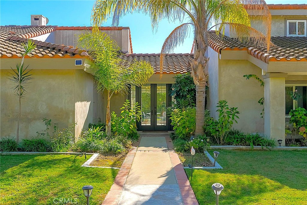 940 N Silent Ranch Drive