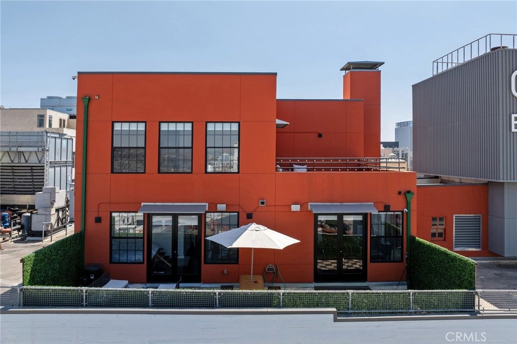 746 S Los Angeles 1201