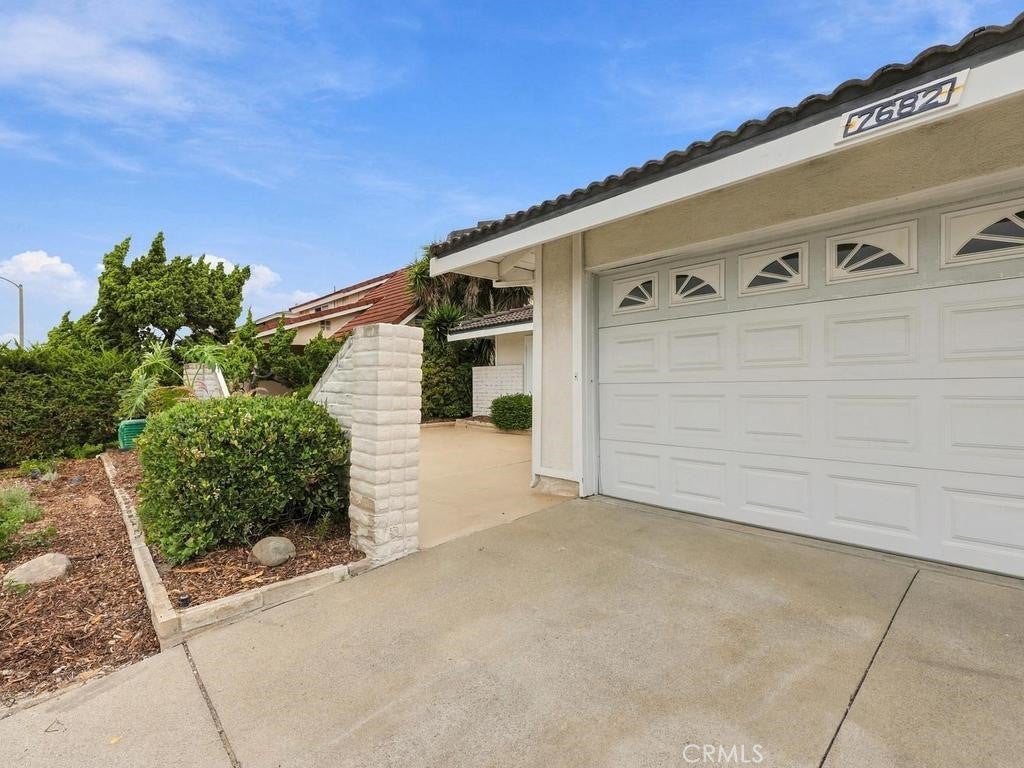 7682 Indigo Lane