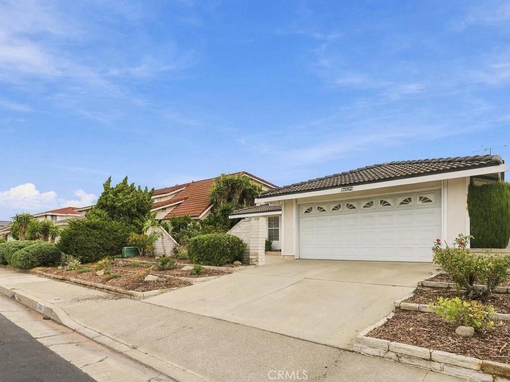 7682 Indigo Lane