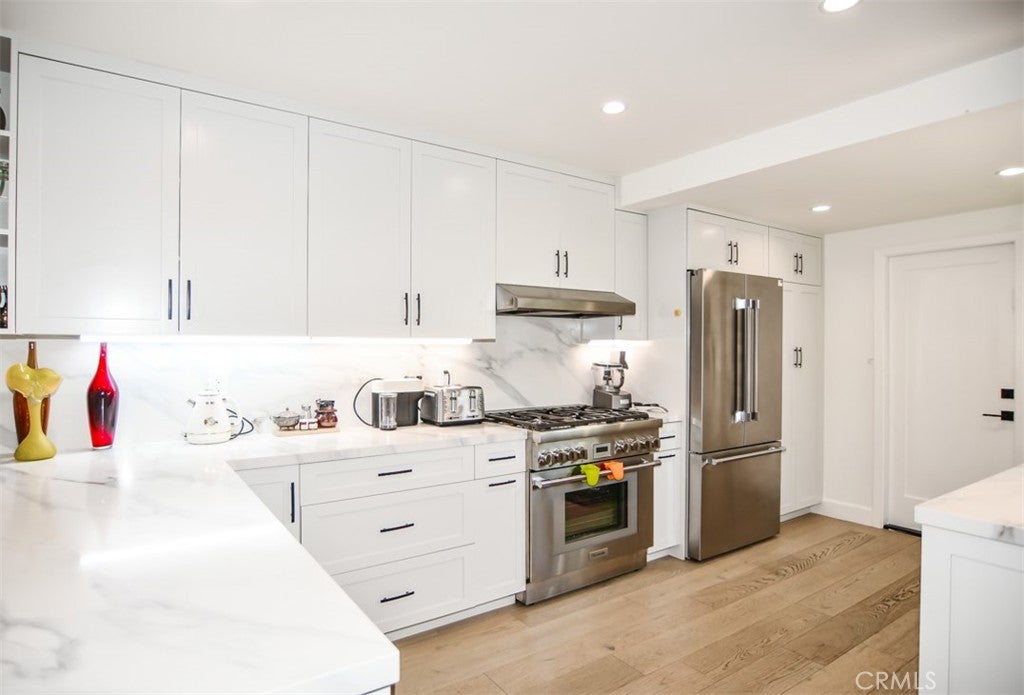 4 Bayberry, Irvine CA 92612 - Photo 9